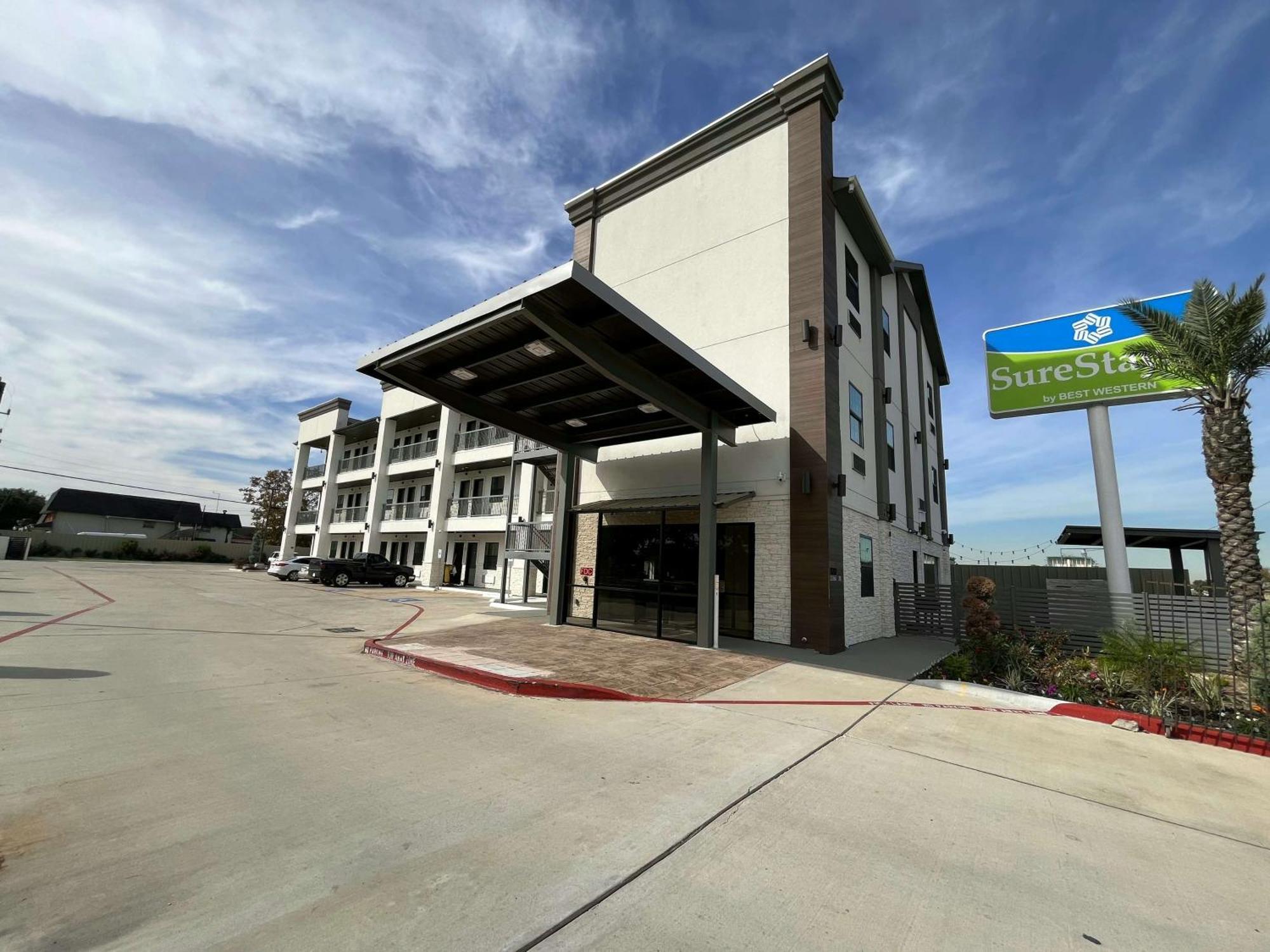 Surestay Hotel By Best Western Houston Southeast Exterior photo